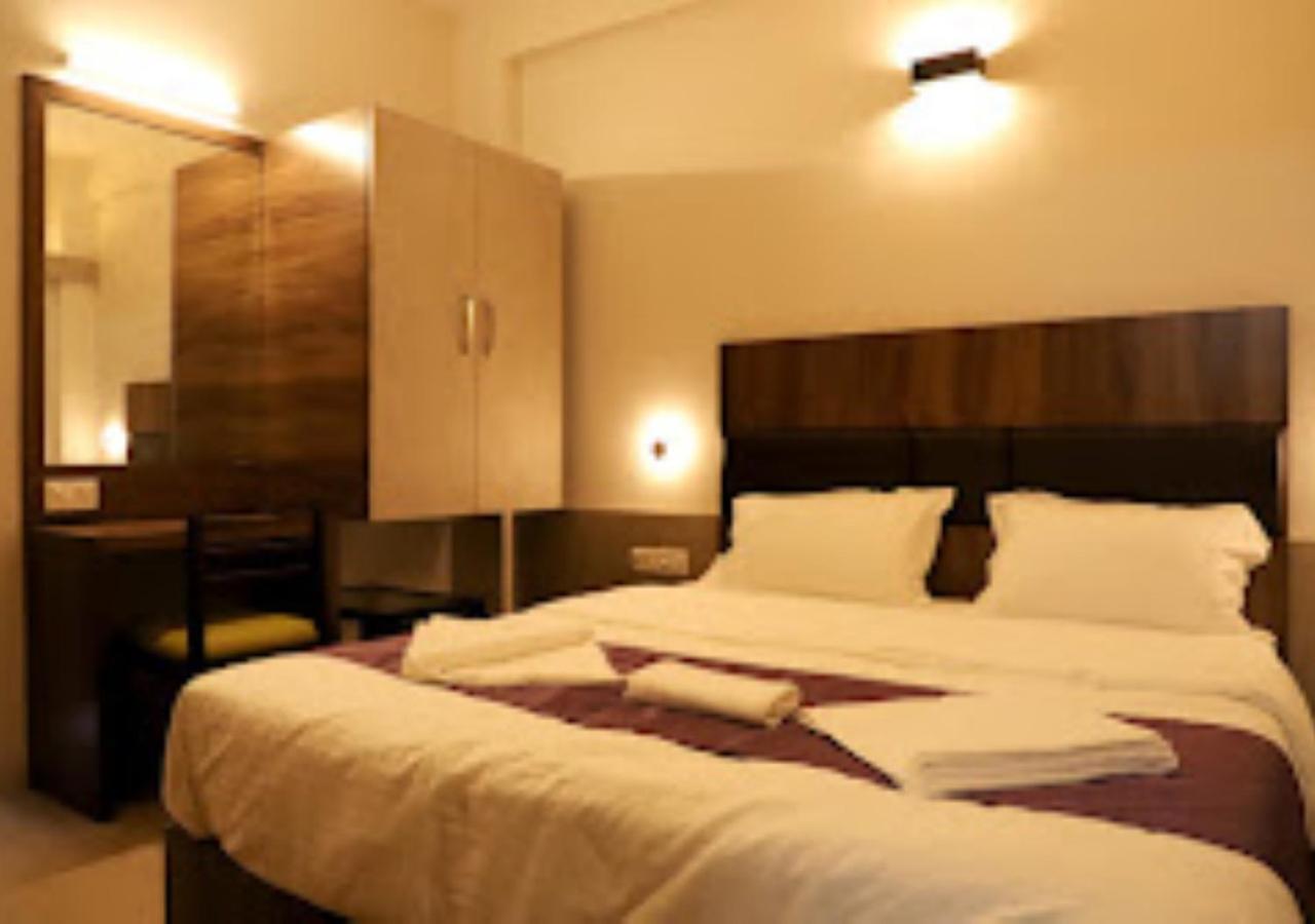 Lotus Lodge Kalmath Kankavali Esterno foto