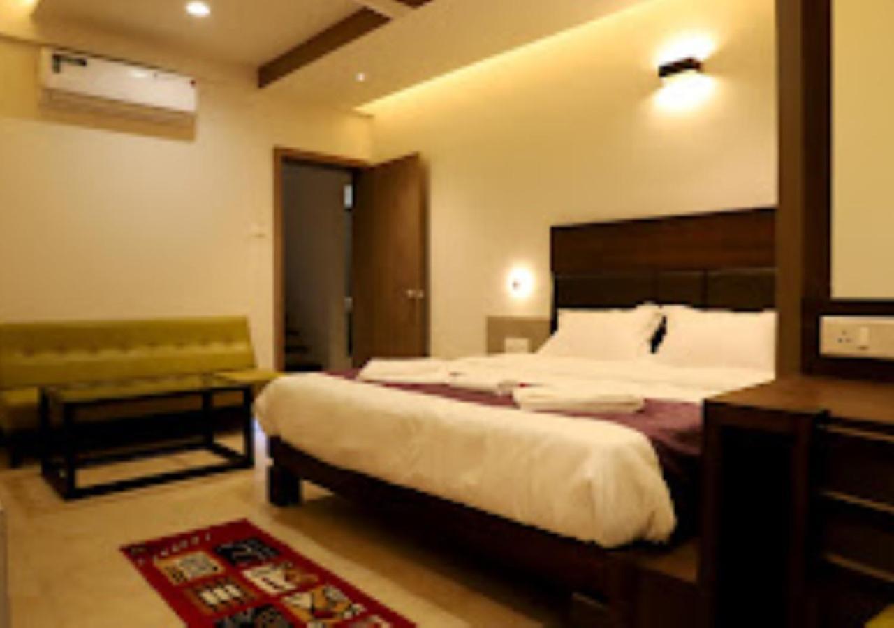 Lotus Lodge Kalmath Kankavali Esterno foto